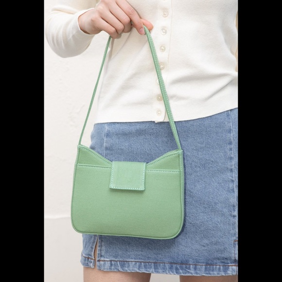Brandy Melville green purse - Picture 2 of 3
